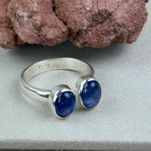 Tanzanite ring – zware kwaliteit zilver en verstelbaar